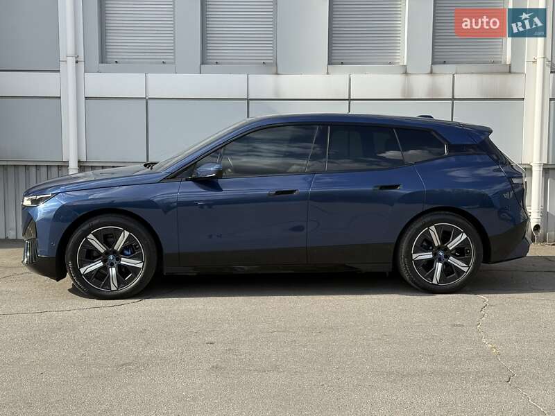 Позашляховик / Кросовер BMW iX 2021 в Дніпрі
