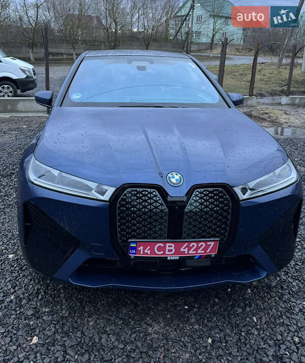 BMW iX 2022