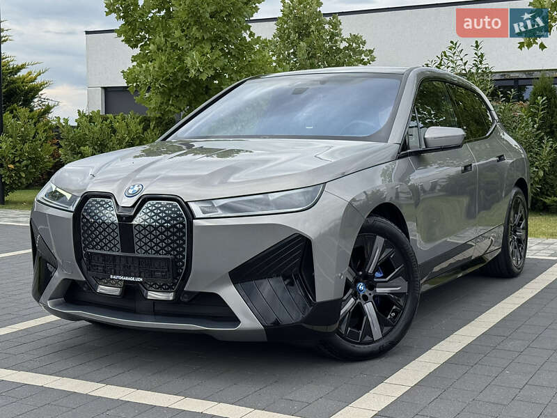 BMW iX 2023