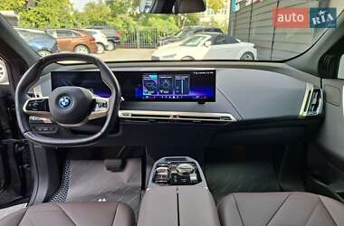 Позашляховик / Кросовер BMW iX 2023 в  фото 21 Позашляховик / Кросовер BMW iX 2023 в