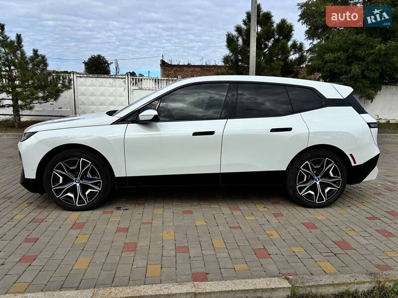 Внедорожник / Кроссовер BMW iX 2024 в Измаиле
