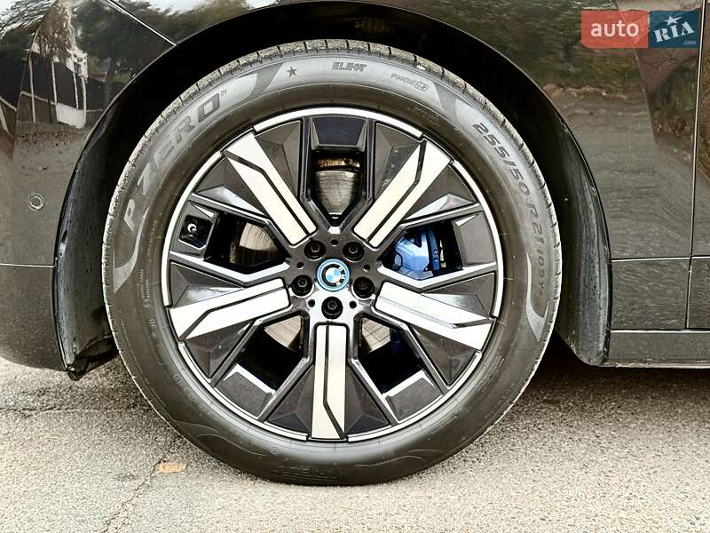 Внедорожник / Кроссовер BMW iX 2021 в Киеве