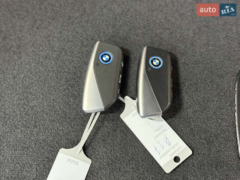 Внедорожник / Кроссовер BMW iX 2021 в Киеве