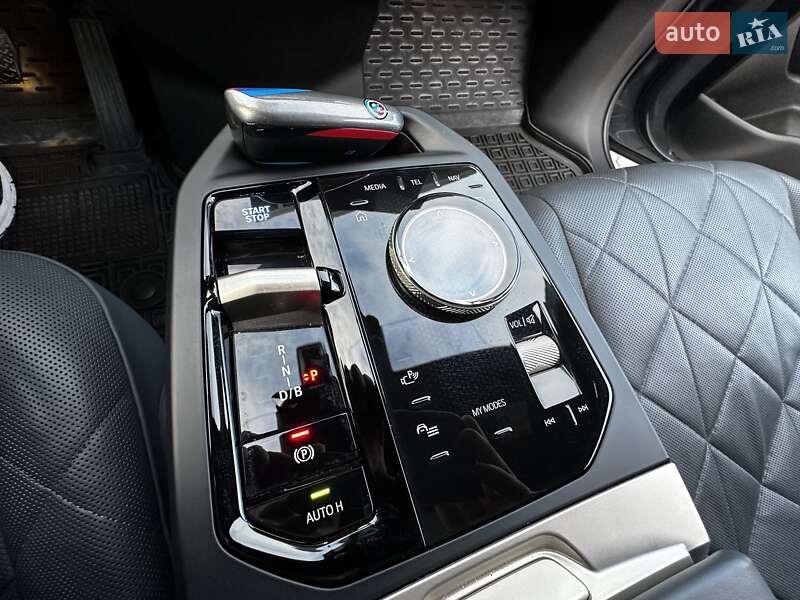 Внедорожник / Кроссовер BMW iX 2023 в Ивано-Франковске
