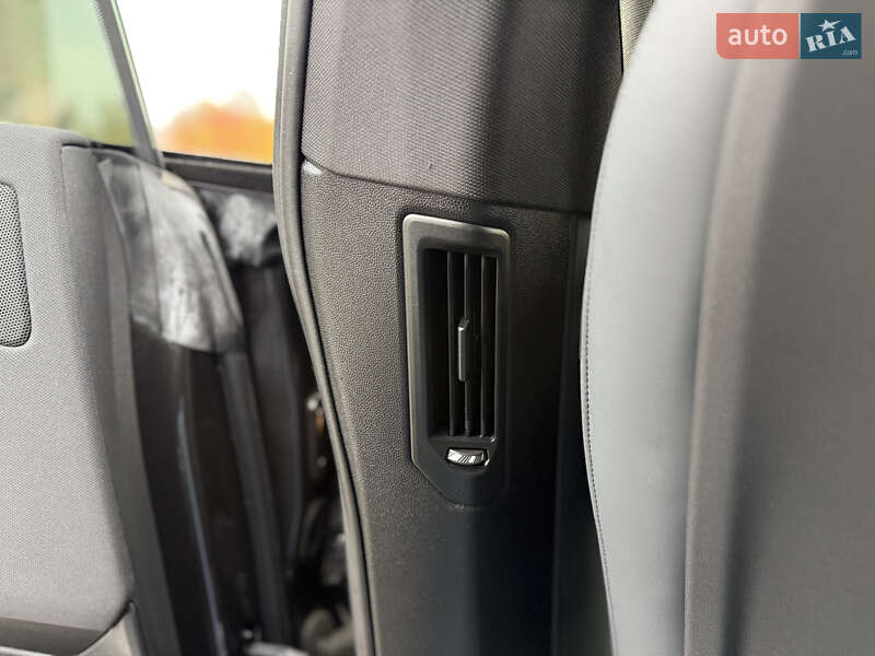 Внедорожник / Кроссовер BMW iX 2022 в Тернополе фото 36 Внедорожник / Кроссовер BMW iX 2022 в Тернополе