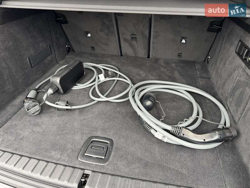 Внедорожник / Кроссовер BMW iX 2023 в Ровно фото 37 Внедорожник / Кроссовер BMW iX 2023 в Ровно