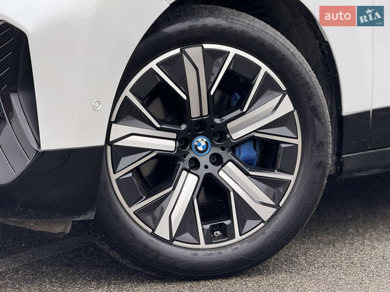 Внедорожник / Кроссовер BMW iX 2023 в Киеве фото 20 Внедорожник / Кроссовер BMW iX 2023 в Киеве