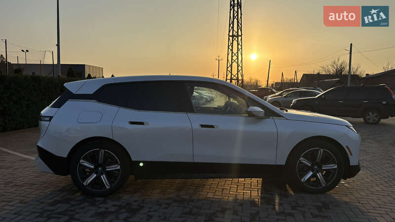 Внедорожник / Кроссовер BMW iX 2022 в Кривом Роге