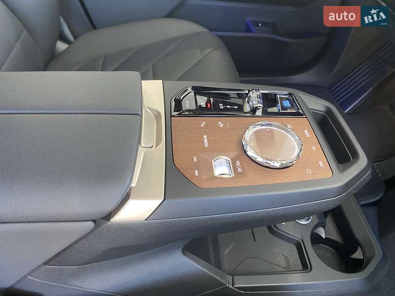 Внедорожник / Кроссовер BMW iX 2023 в Ирпене