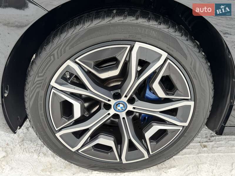 Внедорожник / Кроссовер BMW iX 2022 в Киеве