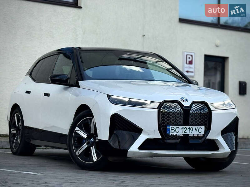 Позашляховик / Кросовер BMW iX 2021 в Стрию