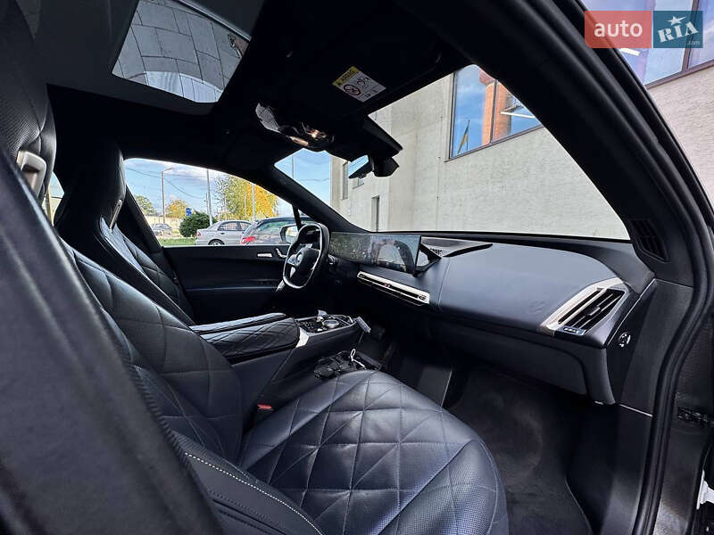 Позашляховик / Кросовер BMW iX 2021 в Стрию