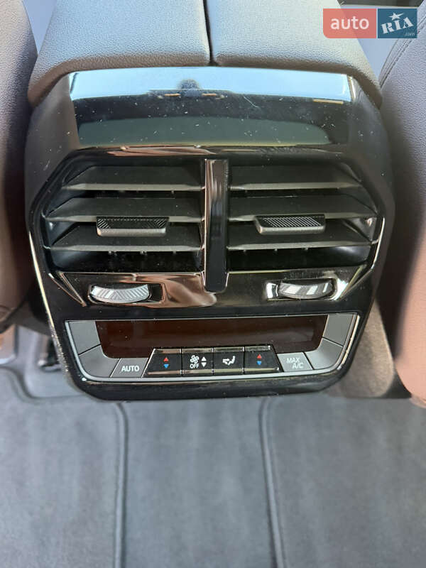 Внедорожник / Кроссовер BMW iX 2024 в Ровно