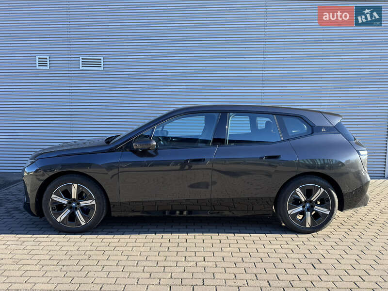Внедорожник / Кроссовер BMW iX 2024 в Ровно