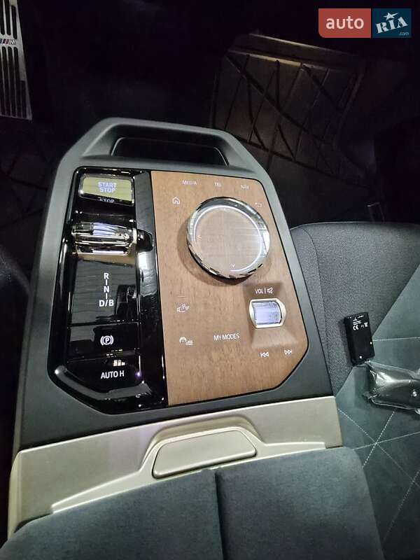 Внедорожник / Кроссовер BMW iX 2023 в Киеве