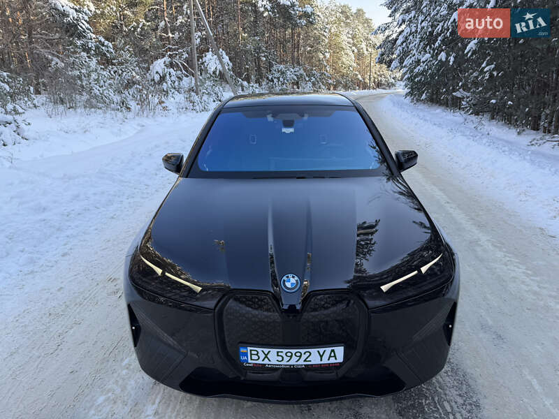 Внедорожник / Кроссовер BMW iX 2023 в Нетешине