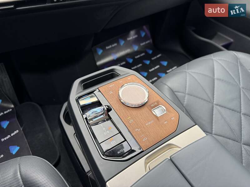 Позашляховик / Кросовер BMW iX 2023 в Рівному