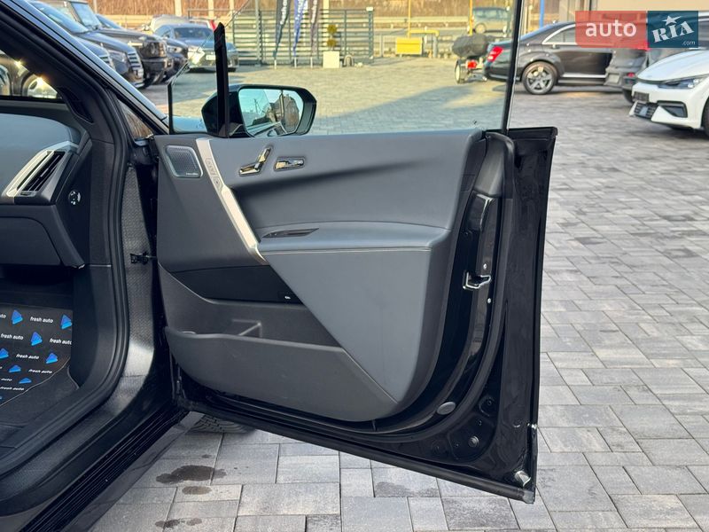 Внедорожник / Кроссовер BMW iX 2023 в Ровно