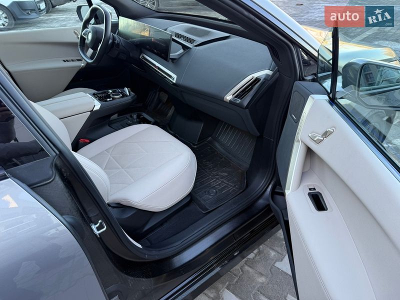 Внедорожник / Кроссовер BMW iX 2024 в Черкассах