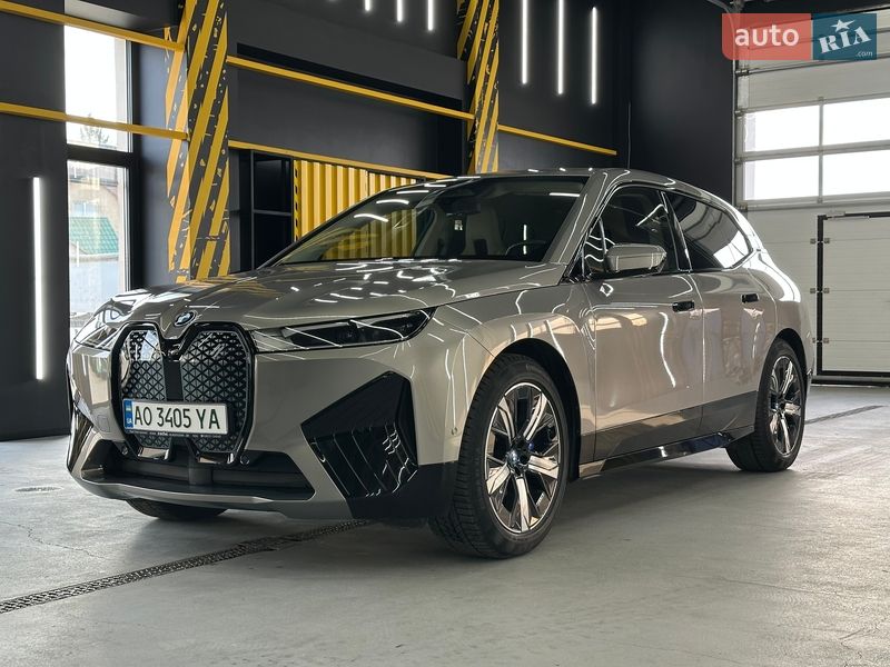 Внедорожник / Кроссовер BMW iX 2022 в Хусте