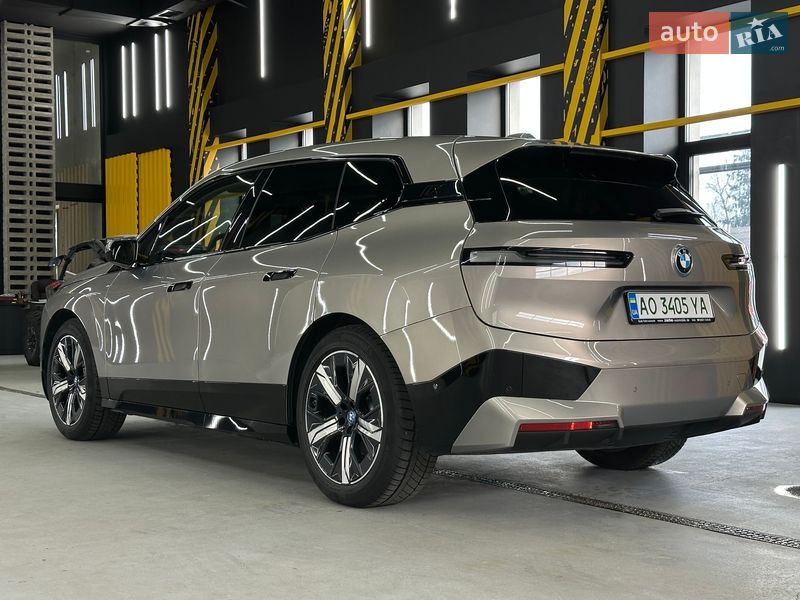 Внедорожник / Кроссовер BMW iX 2022 в Хусте
