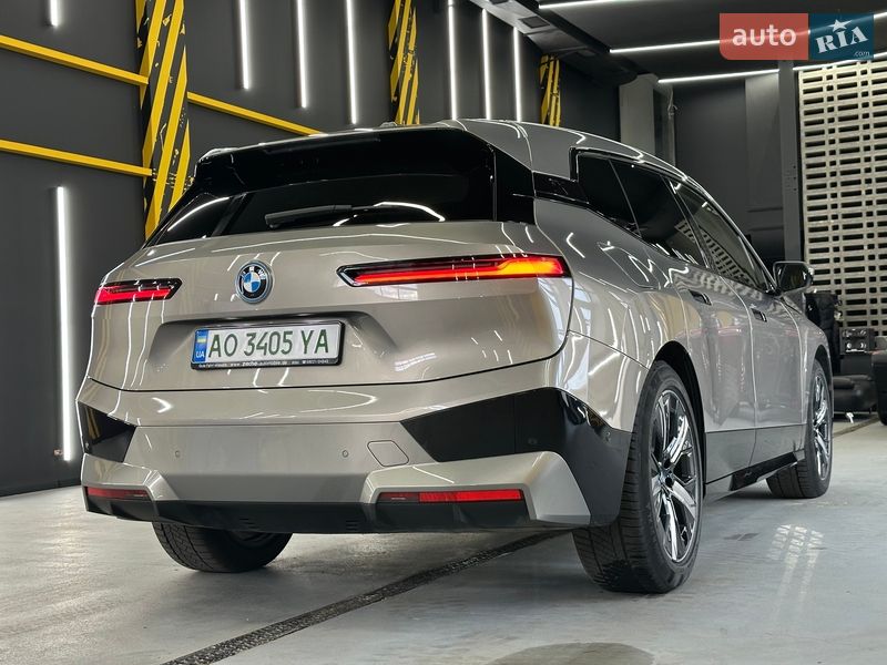 Внедорожник / Кроссовер BMW iX 2022 в Хусте