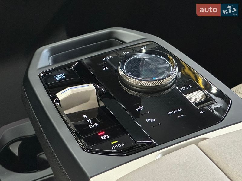 Внедорожник / Кроссовер BMW iX 2022 в Хусте