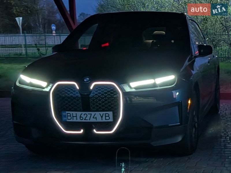 BMW iX 2023