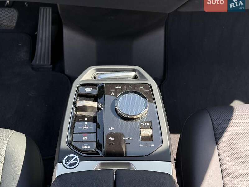 Внедорожник / Кроссовер BMW iX 2022 в Львове