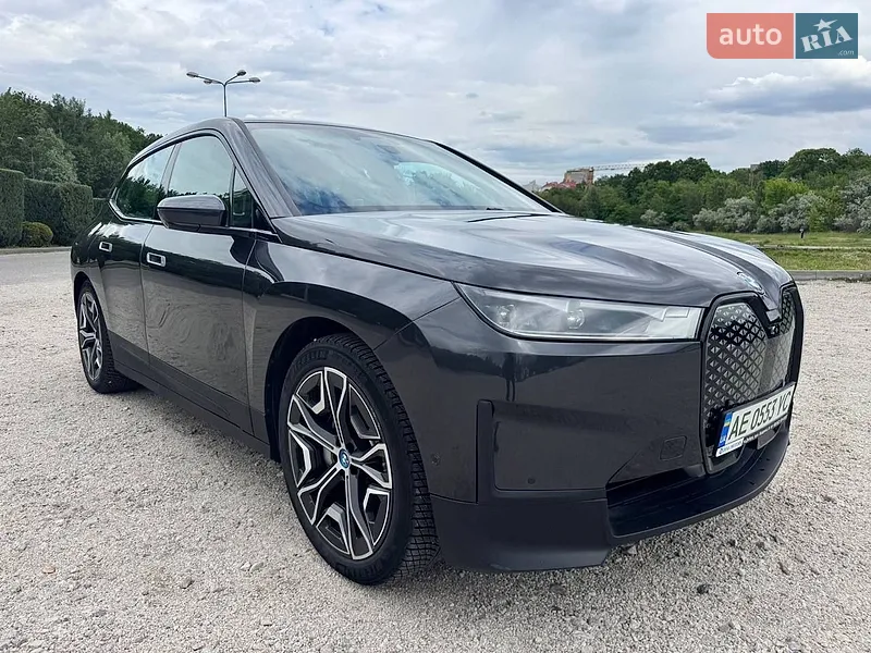 BMW iX 2021