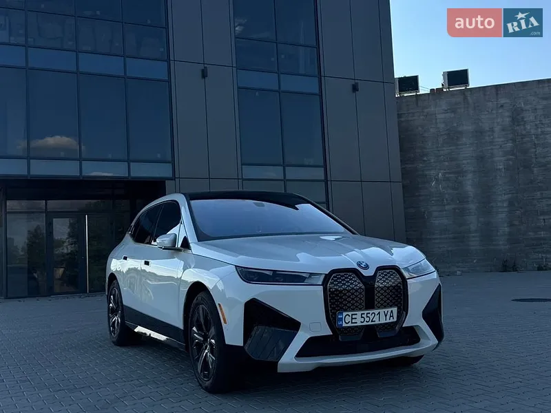 BMW iX 2025
