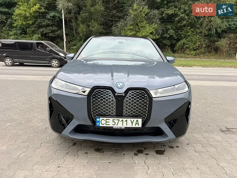 BMW iX 2023