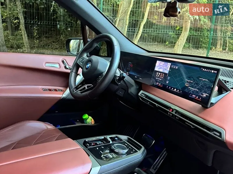 BMW iX 2025