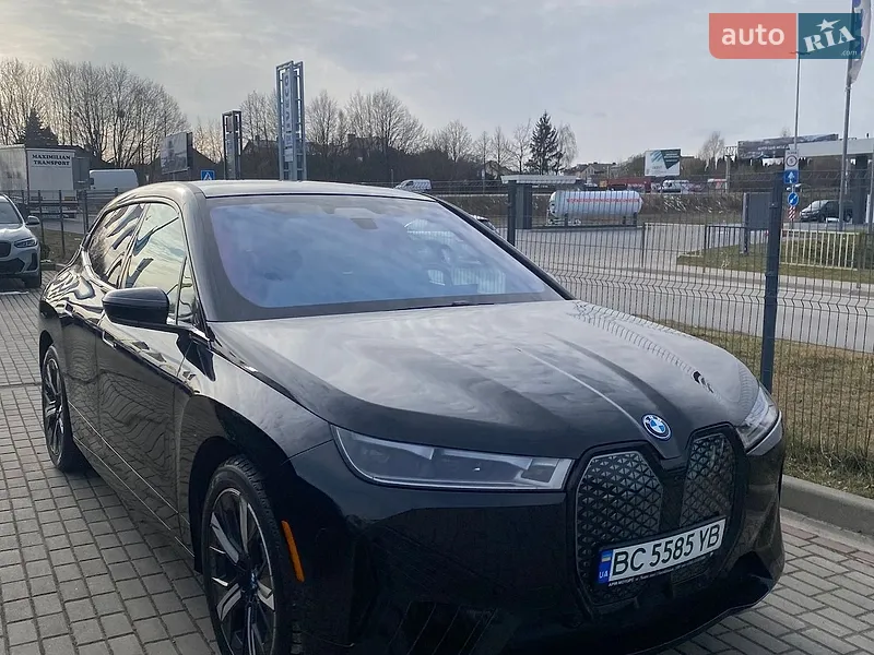 BMW iX 2021