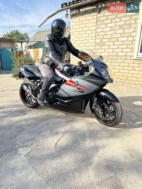 Мотоцикл Спорт-туризм BMW K 1300S 2009 в Близнюках