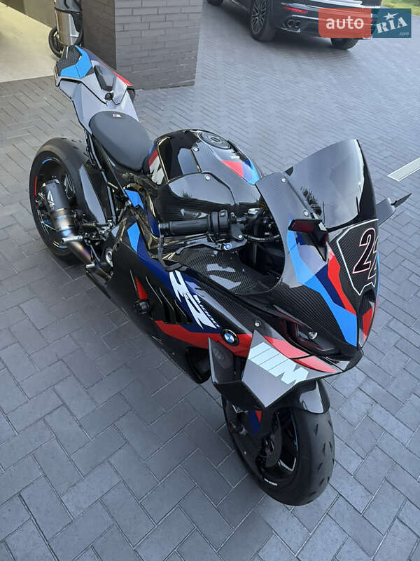Спортбайк BMW M 1000RR 2024 в Киеве фото 36 Спортбайк BMW M 1000RR 2024 в Киеве