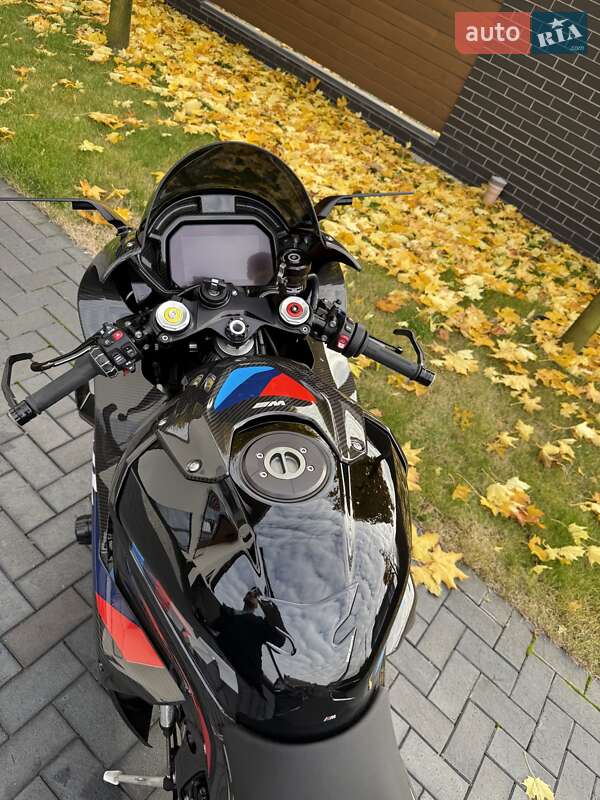 Спортбайк BMW M 1000RR 2024 в Киеве фото 49 Спортбайк BMW M 1000RR 2024 в Киеве