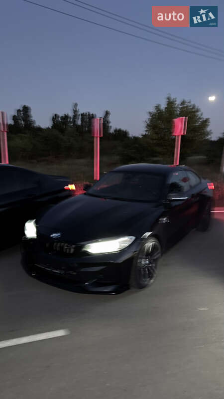 Купе BMW M2 2016 в Киеве фото Купе BMW M2 2016 в Киеве