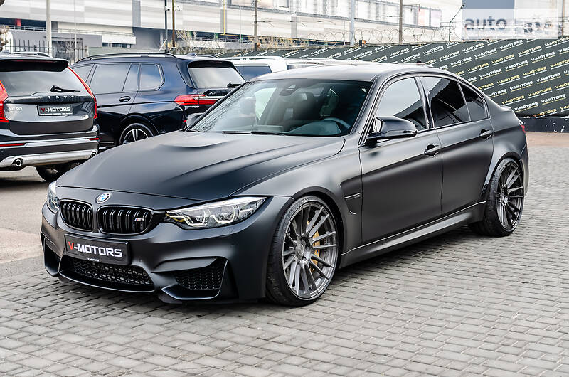 Седан BMW M3 2017 в Киеве
