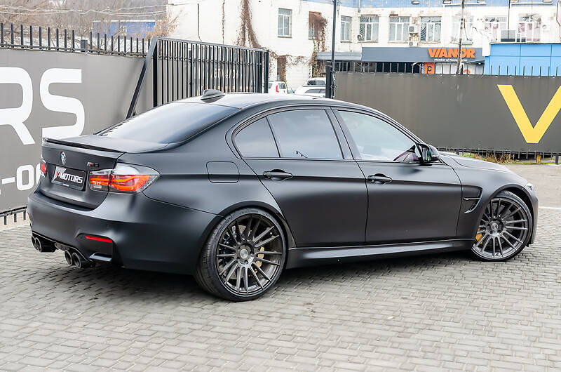 Седан BMW M3 2017 в Киеве