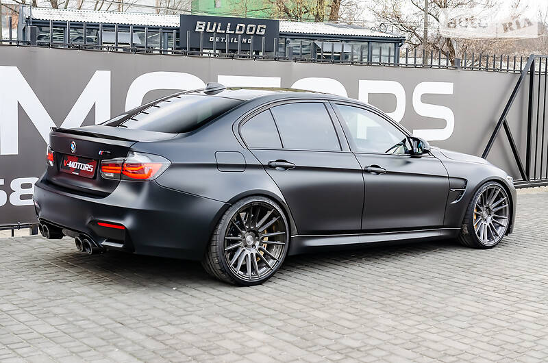 Седан BMW M3 2017 в Киеве
