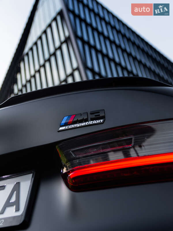 Седан BMW M3 2023 в Киеве