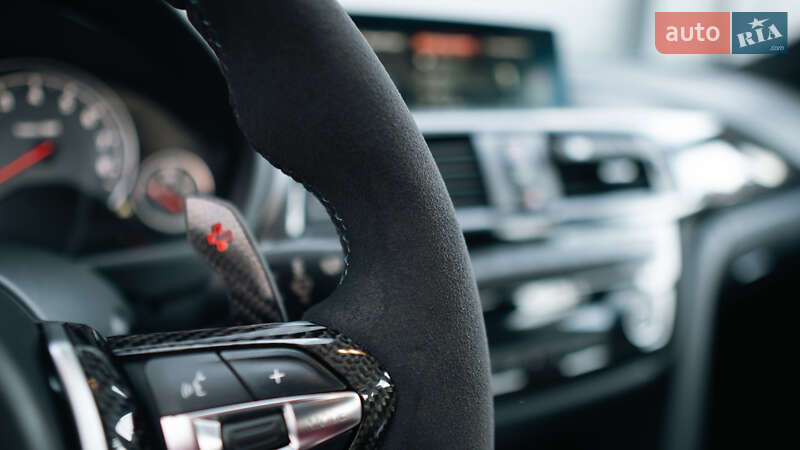 Седан BMW M3 2015 в Киеве