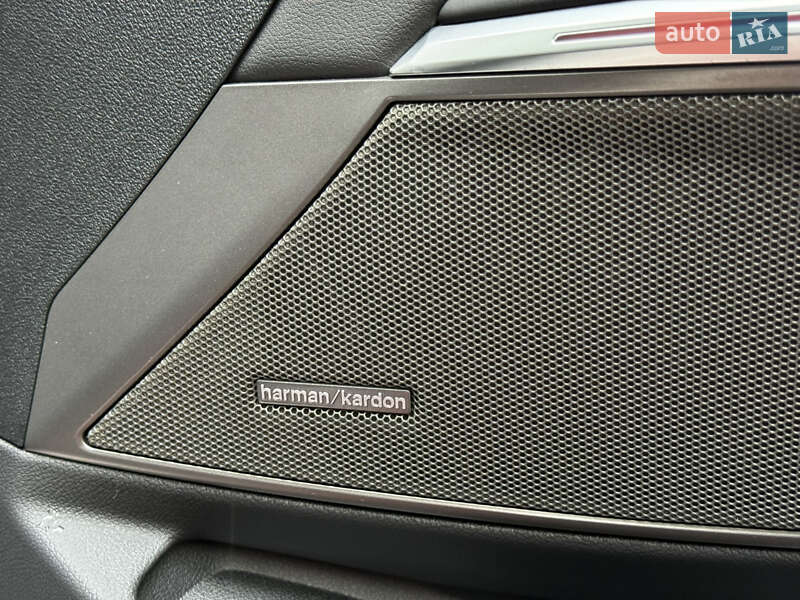 Седан BMW M3 2024 в Києві