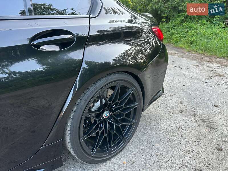 Седан BMW M3 2021 в Киеве