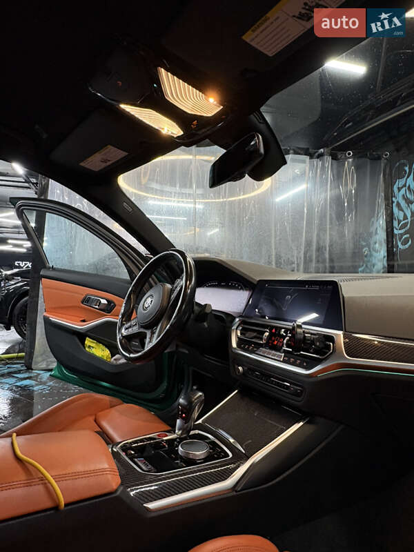Седан BMW M3 2022 в Киеве