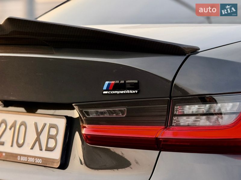 Седан BMW M3 2021 в Львове