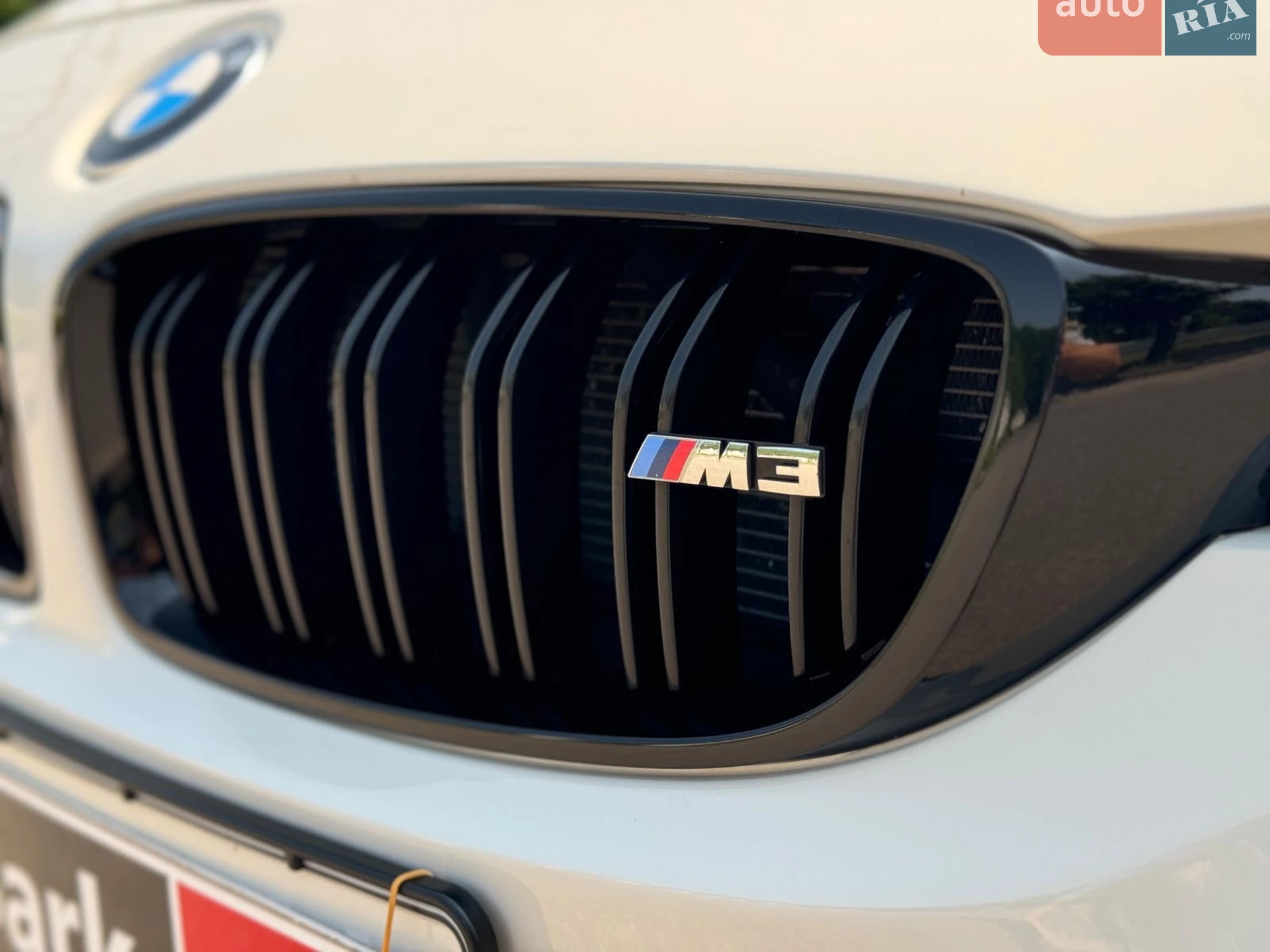2017 BMW M3 - мініатюра 13