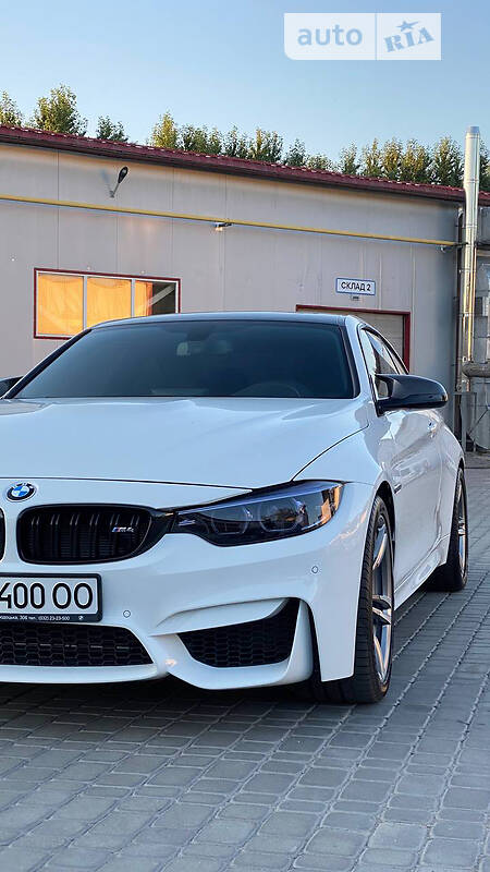 Купе BMW M4 2014 в Львове