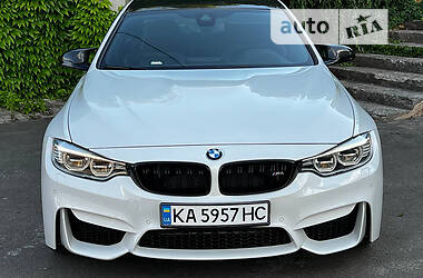 Купе BMW M4 2015 в Києві